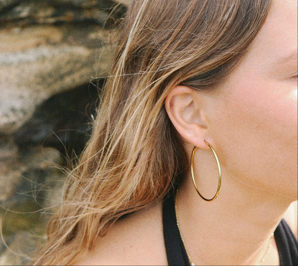 Delilah Hoops