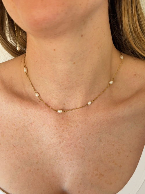Pearl necklace